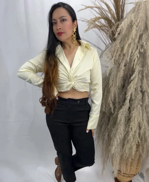 Blusa satin nudo
