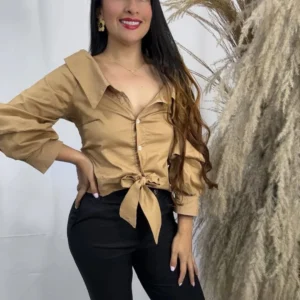 Camisa cuello bandeja